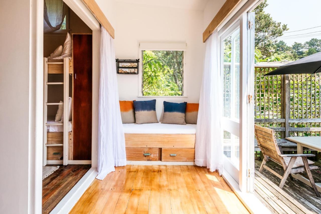 Sunshine Cottage By The Sea - Stay Waiheke Onetangi Exterior photo
