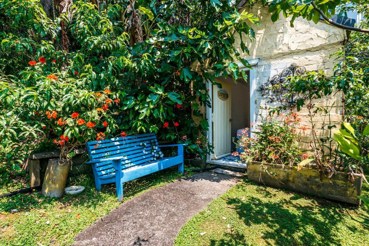 Sunshine Cottage By The Sea - Stay Waiheke Onetangi Exterior photo